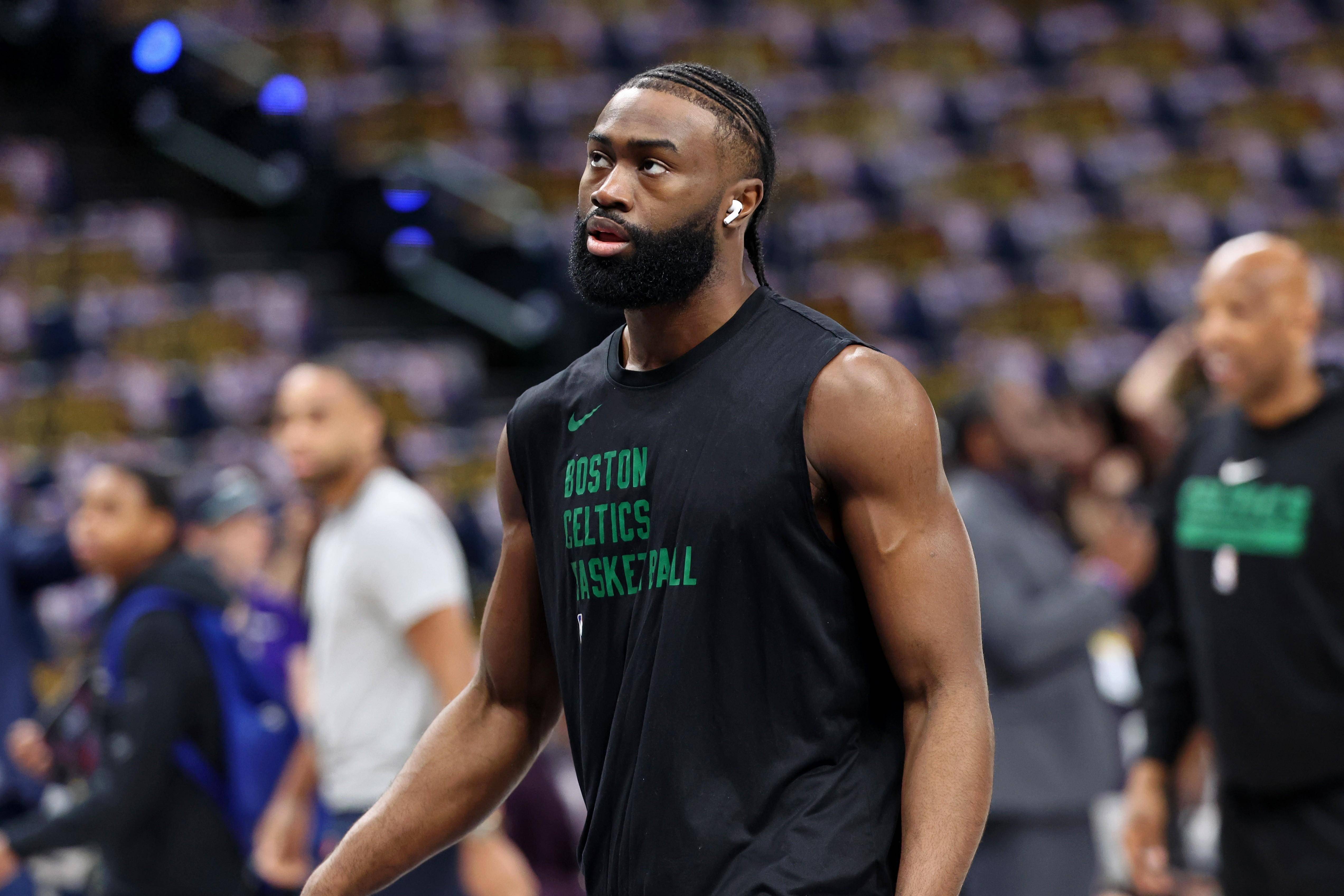 开云下载-灰熊爆冷土耳其男篮，杰伦·布朗三分雨点燃全场